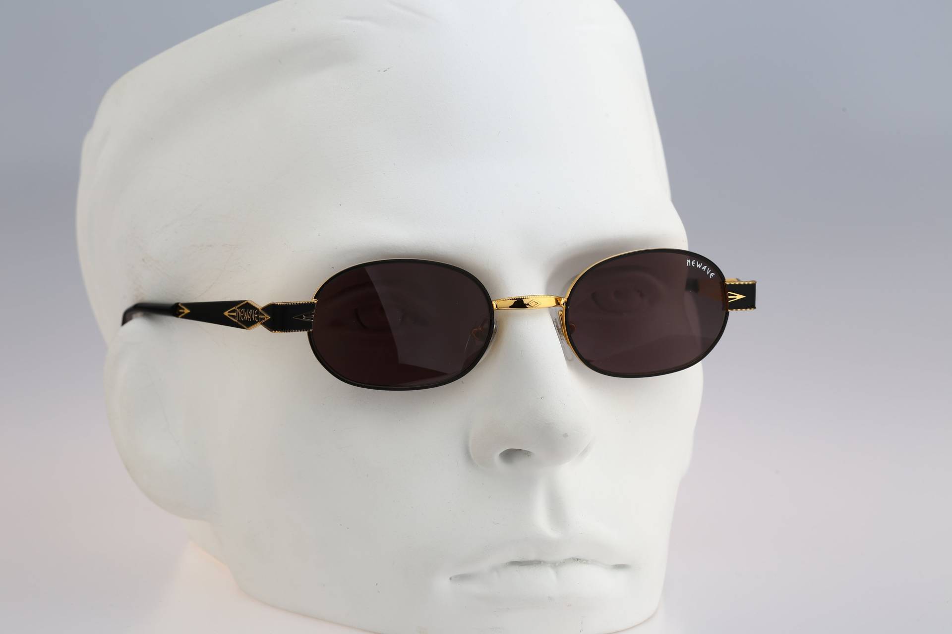 Newave 2092 C951, Vintage 90Er Jahre Unikat Schwarz &gold Oval Sonnenbrille Herren Und Frauen, Nos von CarettaVintageCo