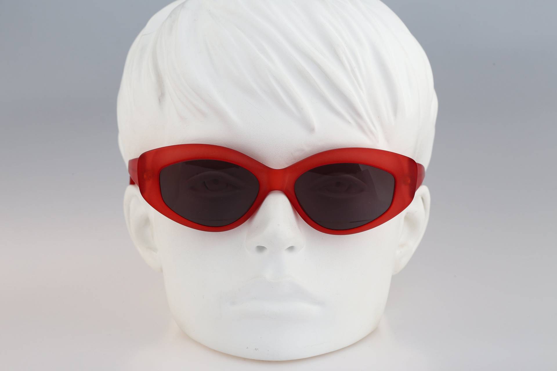 Nouvelle Vague Melva P36, Vintage 80Er Jahre Einzigartige Matt Rote Katzenaugen Sonnenbrille Damen, Nos von CarettaVintageCo