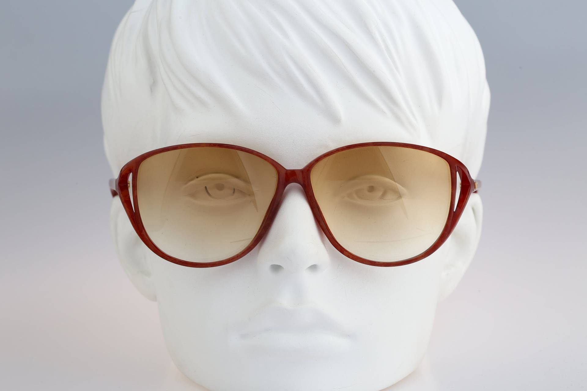 Silhouette M 1736 C 1258, Vintage 80Er Jahre Getönte Braune Linsen Unikat Rot Oversized Katzenauge Sonnenbrille Damen, Nos von CarettaVintageCo