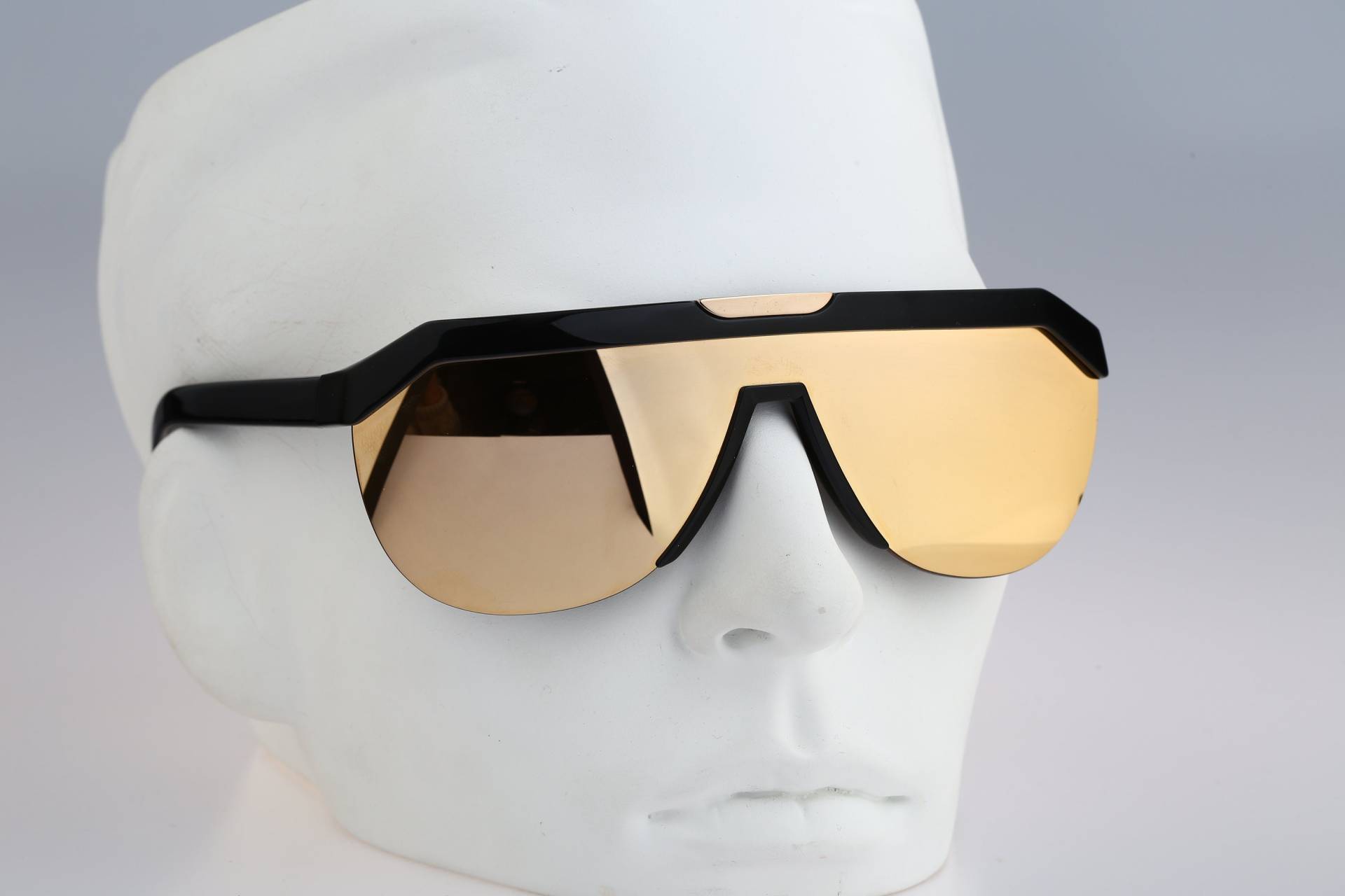 Silhouette M 3100 C 1605, Vintage 80Er Jahre Gold Verspiegelte Gläser Einzigartige Schwarze Halbrand Shield Sonnenbrille Männer & Frauen, Nos von CarettaVintageCo