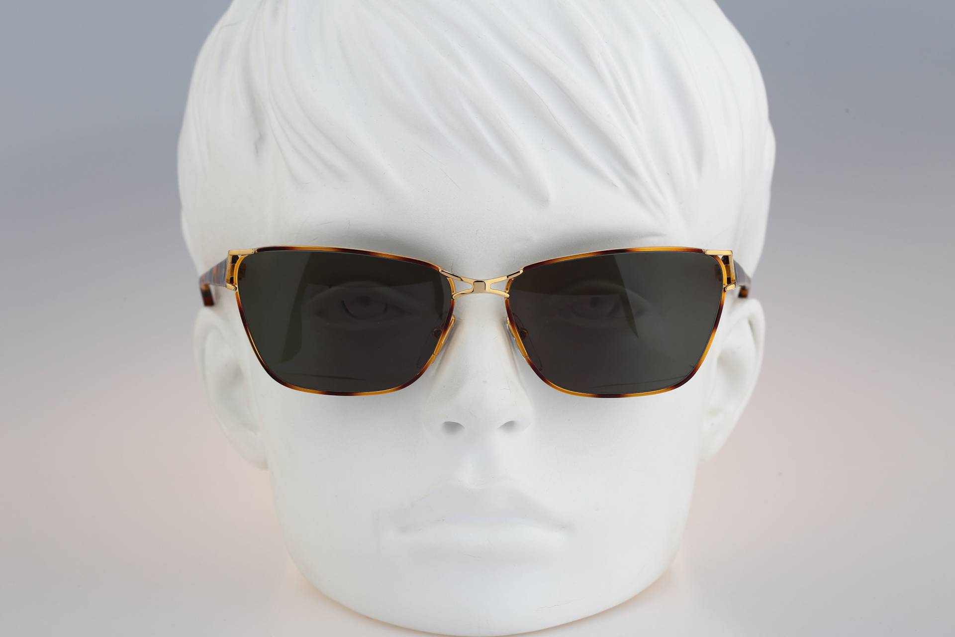 Vallotica Europa 57, Vintage 90Er Jahre Unikat Gold & Tortoise Cat Eye Sonnenbrille Damen, Nos Vallotica Europa 57, Vintage 90Er Jahre Unikat Gold & Tortoise Cat Eye Sonnenbrille Damen, Nos von CarettaVintageCo