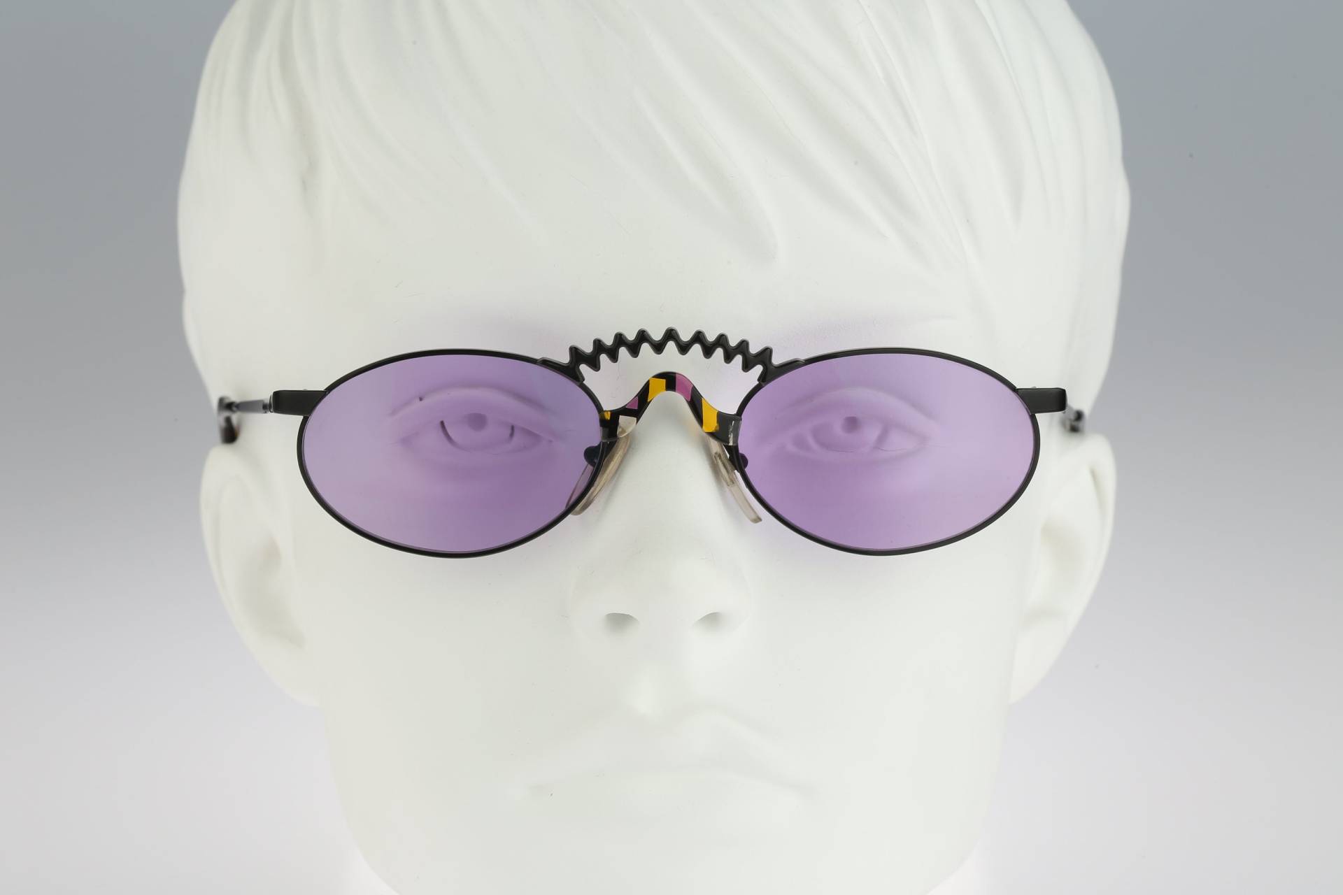 steampunk Sonnenbrille, Robert Rudger 620 36, Vintage 90Er Jahre Getönte Violette Gläser Verrückte Schwarze Kleine Ovale Pilotenbrille Frauen, Nos von CarettaVintageCo