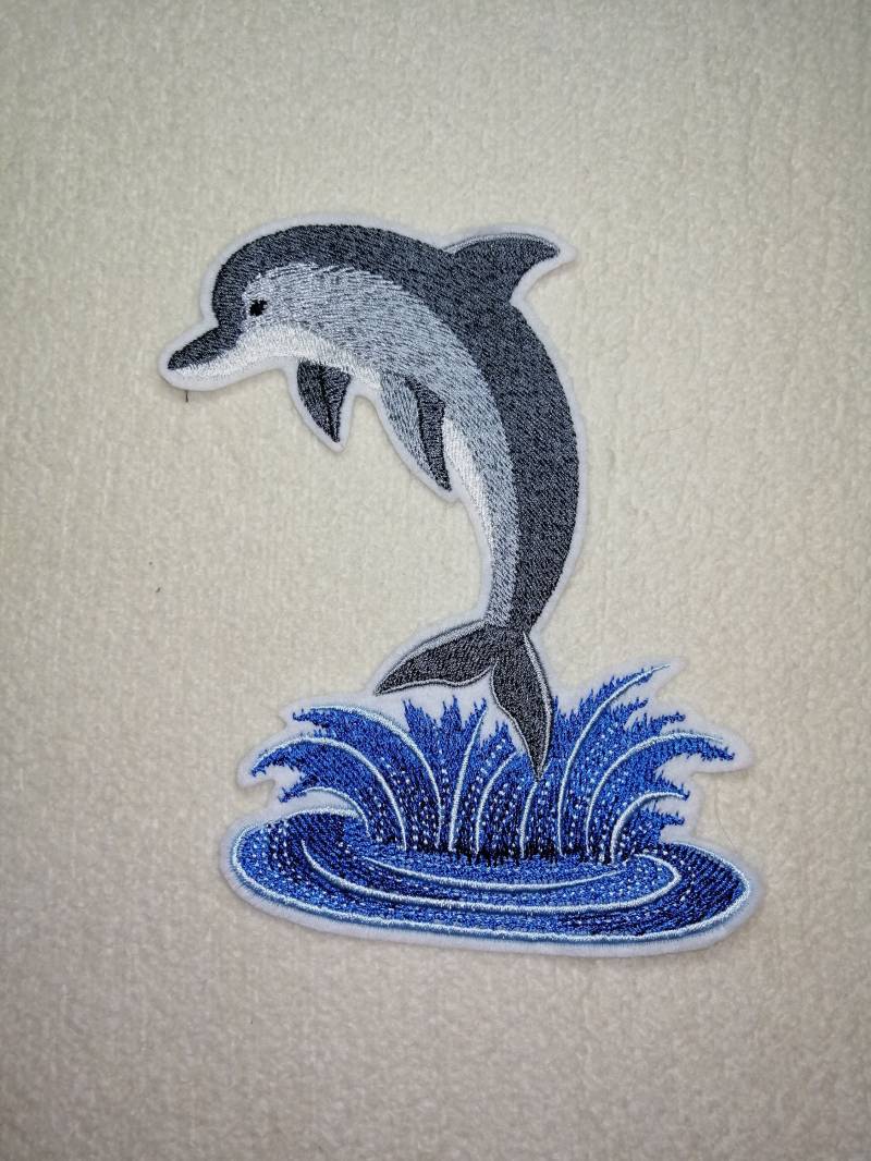 Delphin Applikation Gross in Wunschfarbe von CareweZauberstern
