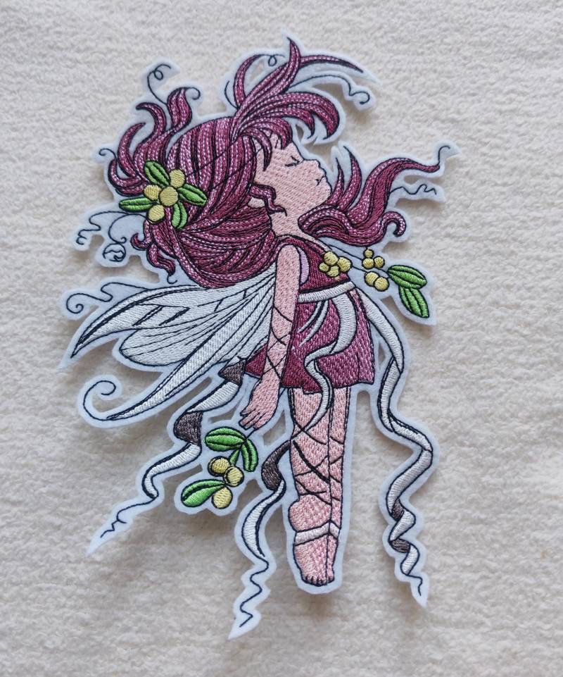 Waldelfe/ Waldfee Applikation Gross in Wunschfarbe von CareweZauberstern