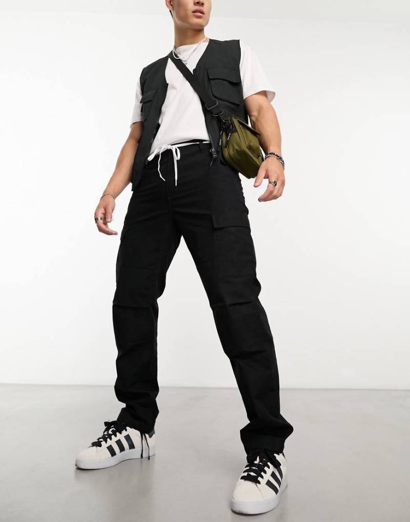 Carhartt WIP - Aviation - Schmal geschnittene Cargohose in Schwarz-Grau von Carhartt WIP