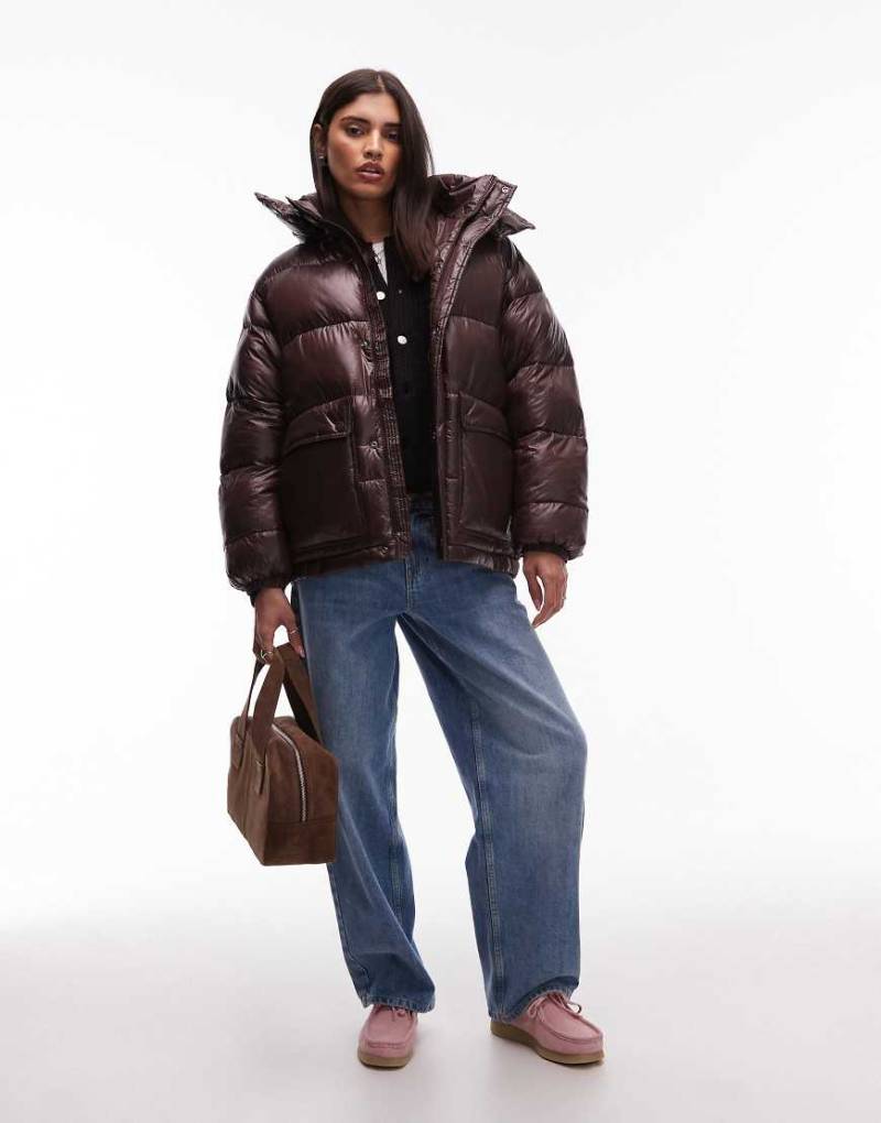 Carhartt WIP - Benton - Steppjacke in Dunkelbraun-Brown von Carhartt WIP