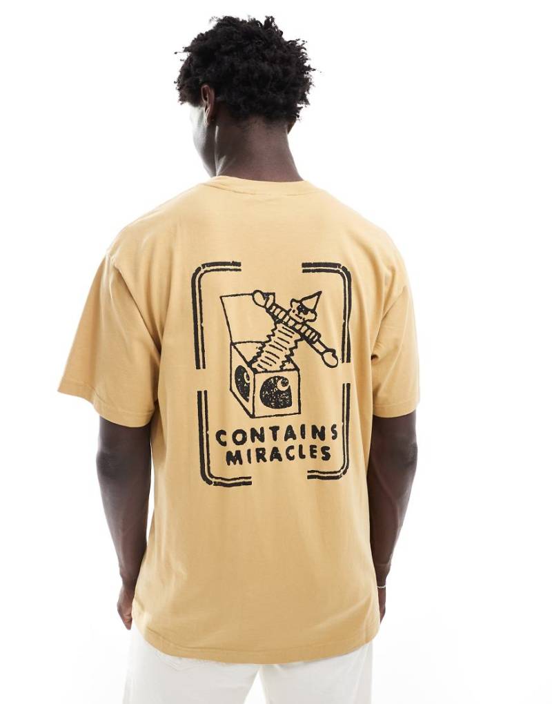 Carhartt WIP - T-Shirt in Sand mit „Contains Magic"-Stempel-Grafik-Braun von Carhartt WIP