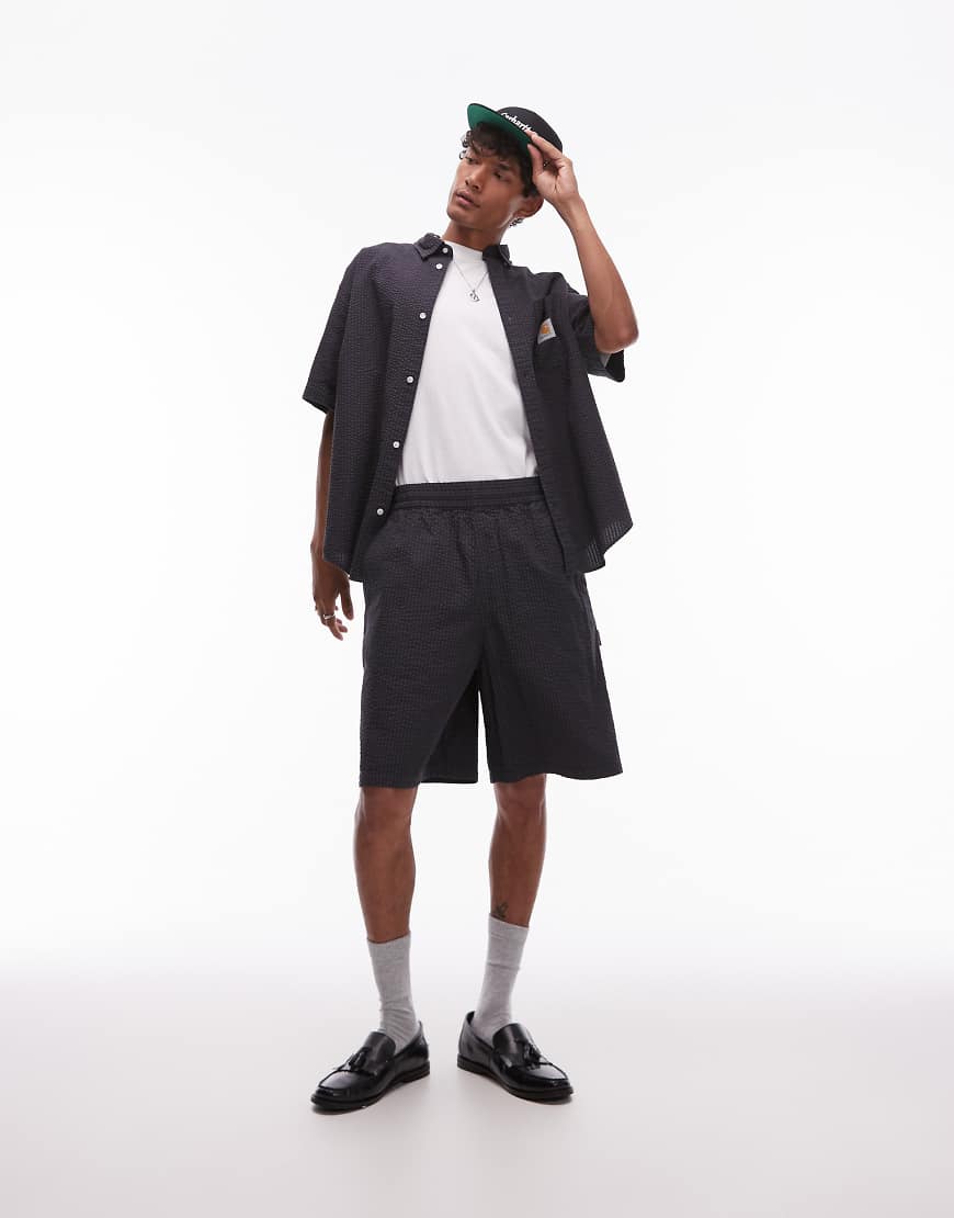 Carhartt WIP - Toland - Seersucker-Shorts in regulärer Passform in Schwarz, Kombiteil Carhartt WIP - Toland - Seersucker-Shorts in regulärer Passform in Schwarz, Kombiteil von Carhartt WIP