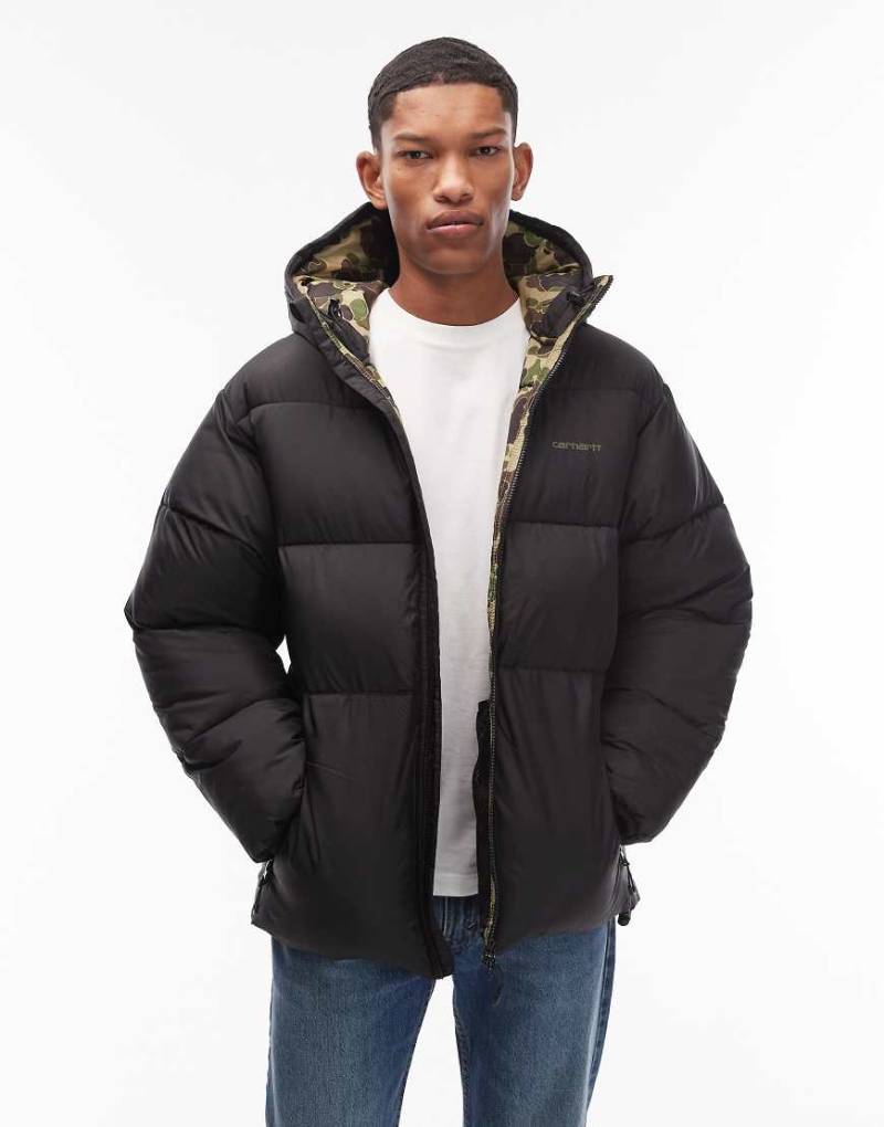 Carhartt WIP - Toronto - Wasserabweisende Pufferjacke in Schwarz mit Futter mit Military-Muster von Carhartt WIP