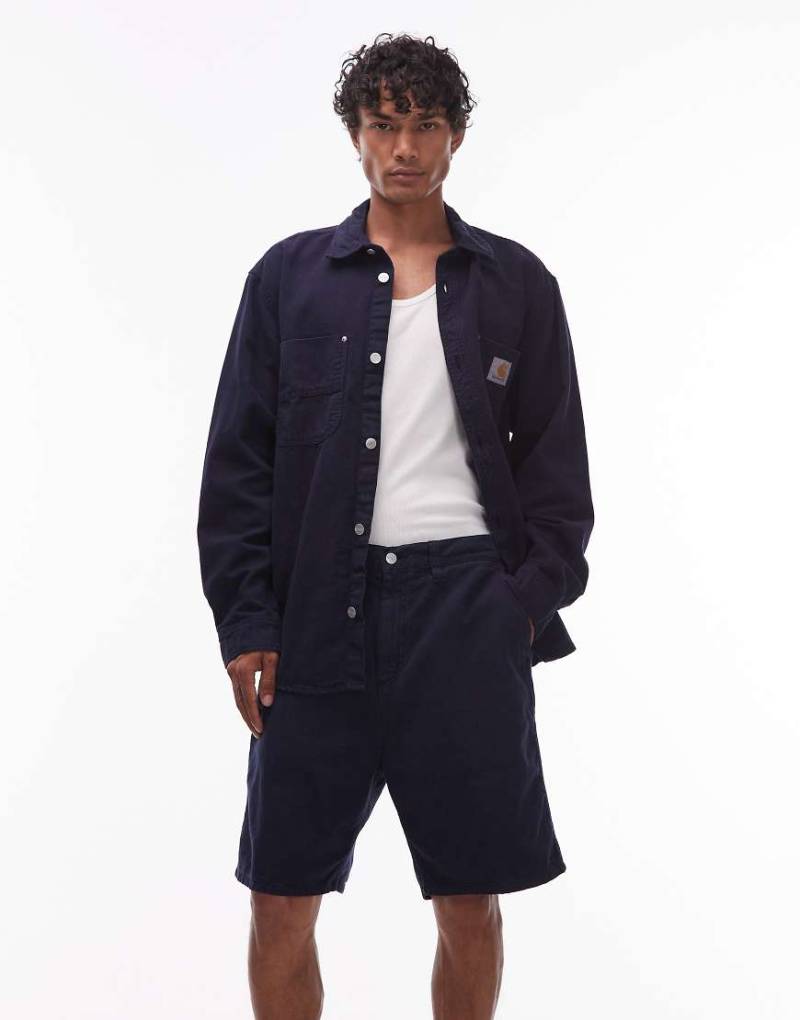 Carhartt WIP - Walter - Locker geschnittene Shorts in Marineblau mit einlagiger Kniepartie von Carhartt WIP