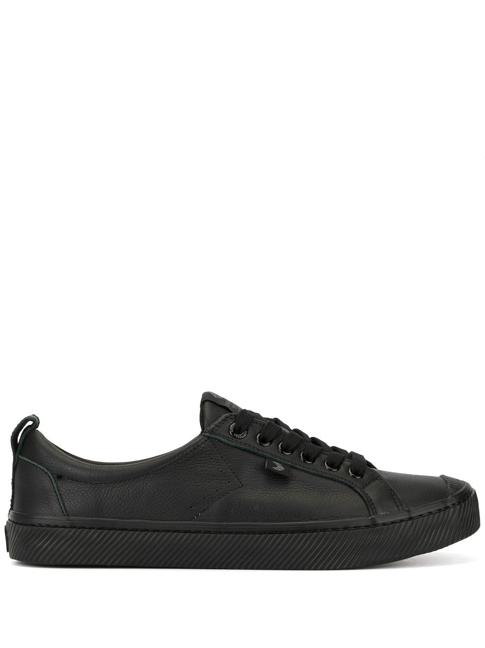 Cariuma 'OCA' Sneakers - Schwarz von Cariuma