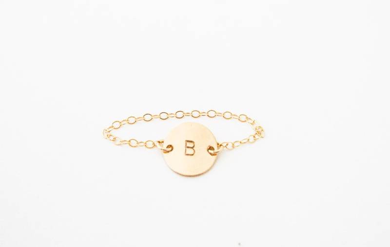 Ring/Benutzerdefinierte Id Buchstaben Initialen Nummer Plus Zeichen Gestempelt Ring, 14 K Gold Gefüllt Personalisierte Kette Kleine Zarte von CarmaCollection