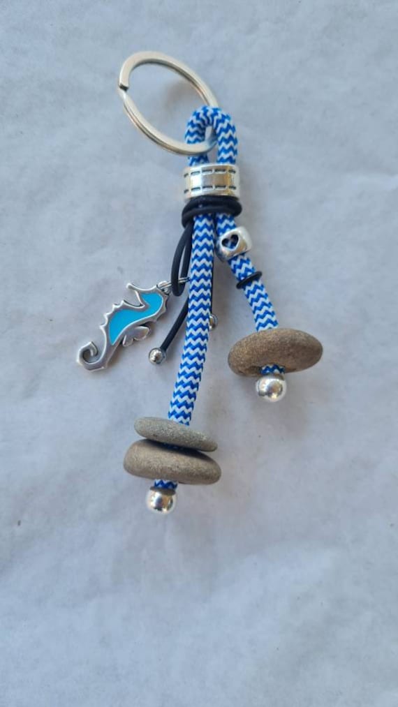 Maritimer Schlüsselanhänger Mit Seepferdchen, Blau Weiß von CarmenEndSteine