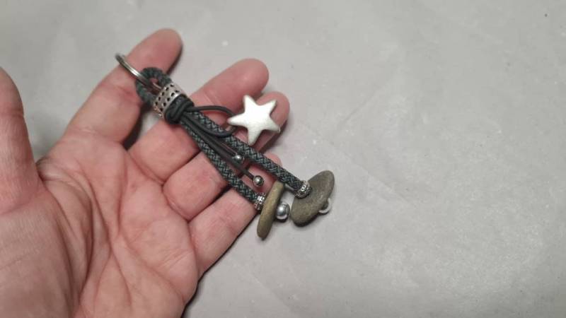 Schlüsselanhänger Mit Stern Segelseil, Schwarz Silber von CarmenEndSteine