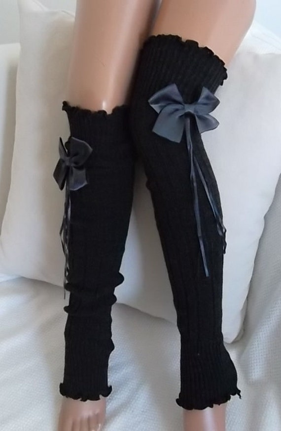 Graue Beinstulpen -High Knee - Schleife -Geburtstagsgeschenke-Socken von CarnavalShop