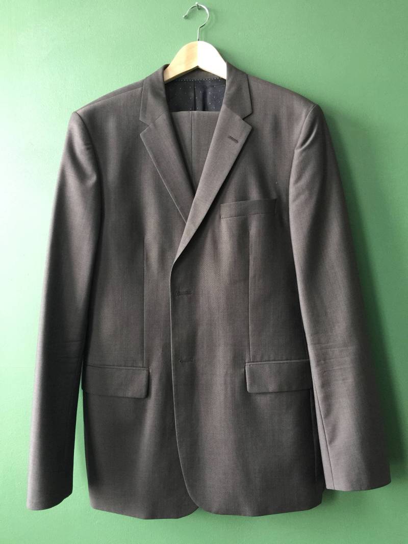 Sand Olivenanzug Mit Extrahose Sand Olivenanzug Mit Extrahose von CarnegieCM