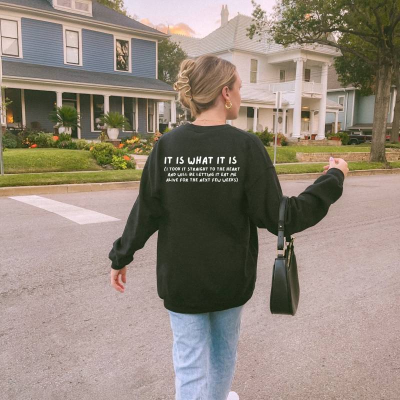 Es Ist Wie Es Sweater, Überdenker, Ängstlichkeit Sweatshirt, Adhd Bewusstsein Pullover, Rückenprint Ironisch, Mentale Gesundheit Sweater Es Ist Wie Es Sweater, Überdenker, Ängstlichkeit Sweatshirt, Adhd Bewusstsein Pullover, Rückenprint Ironisch, Mentale Gesundheit Sweater von CaroCloudStudio