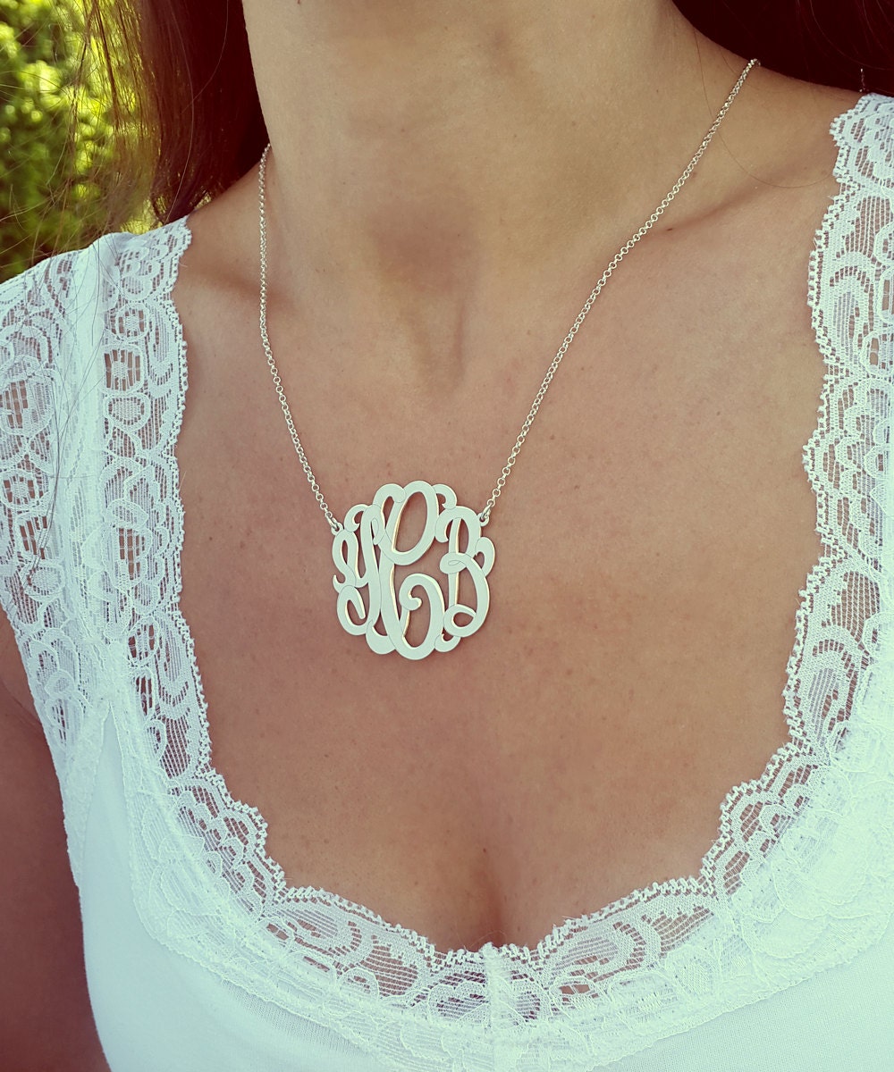 Benutzerdefinierte Sterling Silber Monogramm Halskette, Personalisierte Anfang Anhänger von CarolJewelryArt