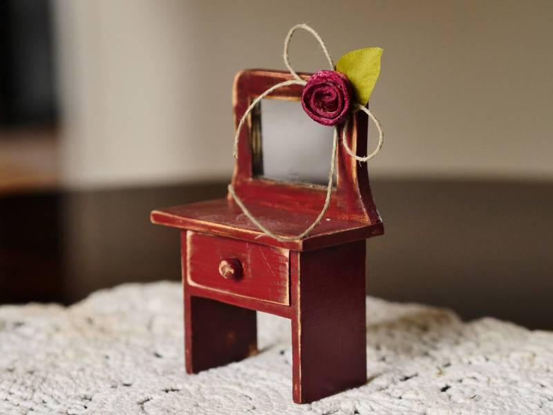 Distressed Red Ring Box Andenken Schmuckschatulle Mit Zitrus Blume Distressed Red Ring Box Andenken Schmuckschatulle Mit Zitrus Blume von CarolaFlowerDesigns