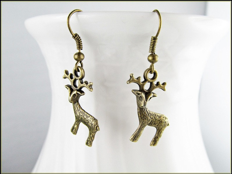 Der Hirsch - Kleine Bronzefarbene Oder Silberfarbene Ohrringe von CarolandMeShop