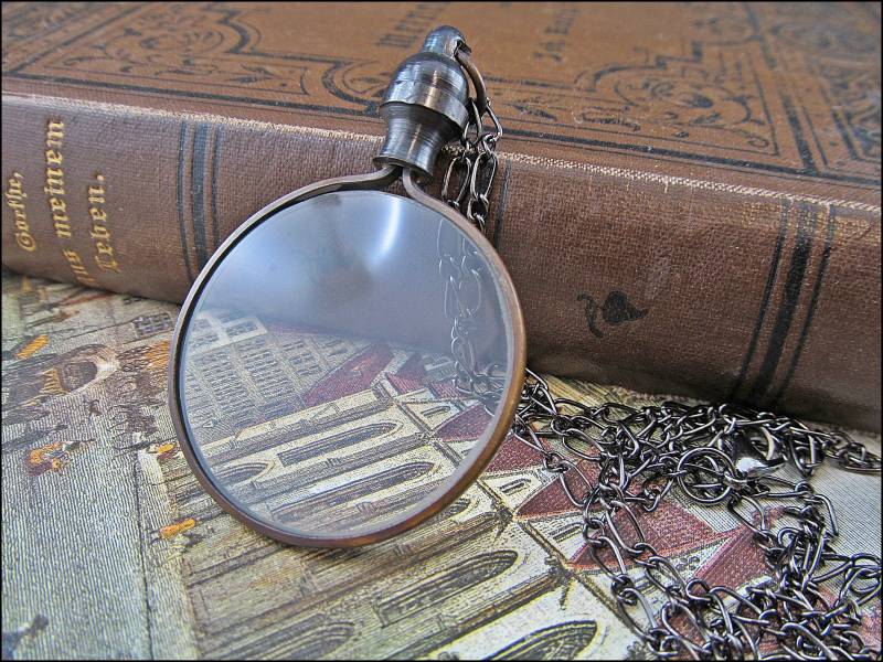 Dunkle Gothic Lupe An Schwarzer Ankerkette 2.5-Fache Vergrößerung von CarolandMeShop