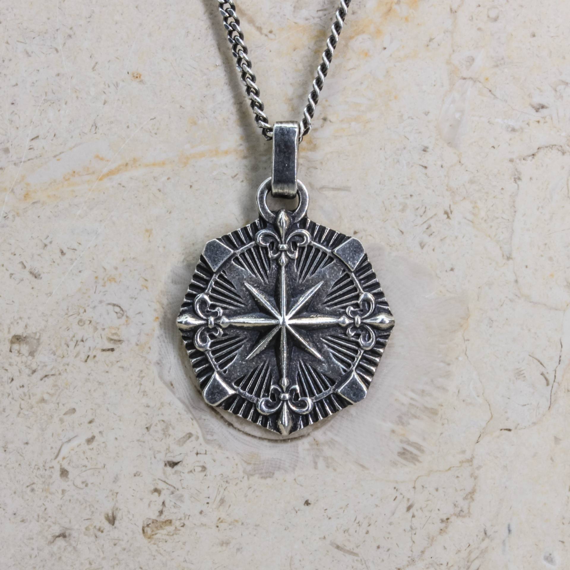 Kompass Halskette, Halskette Für Männer, Geschenk Ihn, Geschenke Jahrestag Geschenke, Astrologie Familiengeschenk, Personalisierter Schmuck Kompass Halskette, Halskette Für Männer, Geschenk Ihn, Geschenke Jahrestag Geschenke, Astrologie Familiengeschenk, Personalisierter Schmuck von LaVieRoyale
