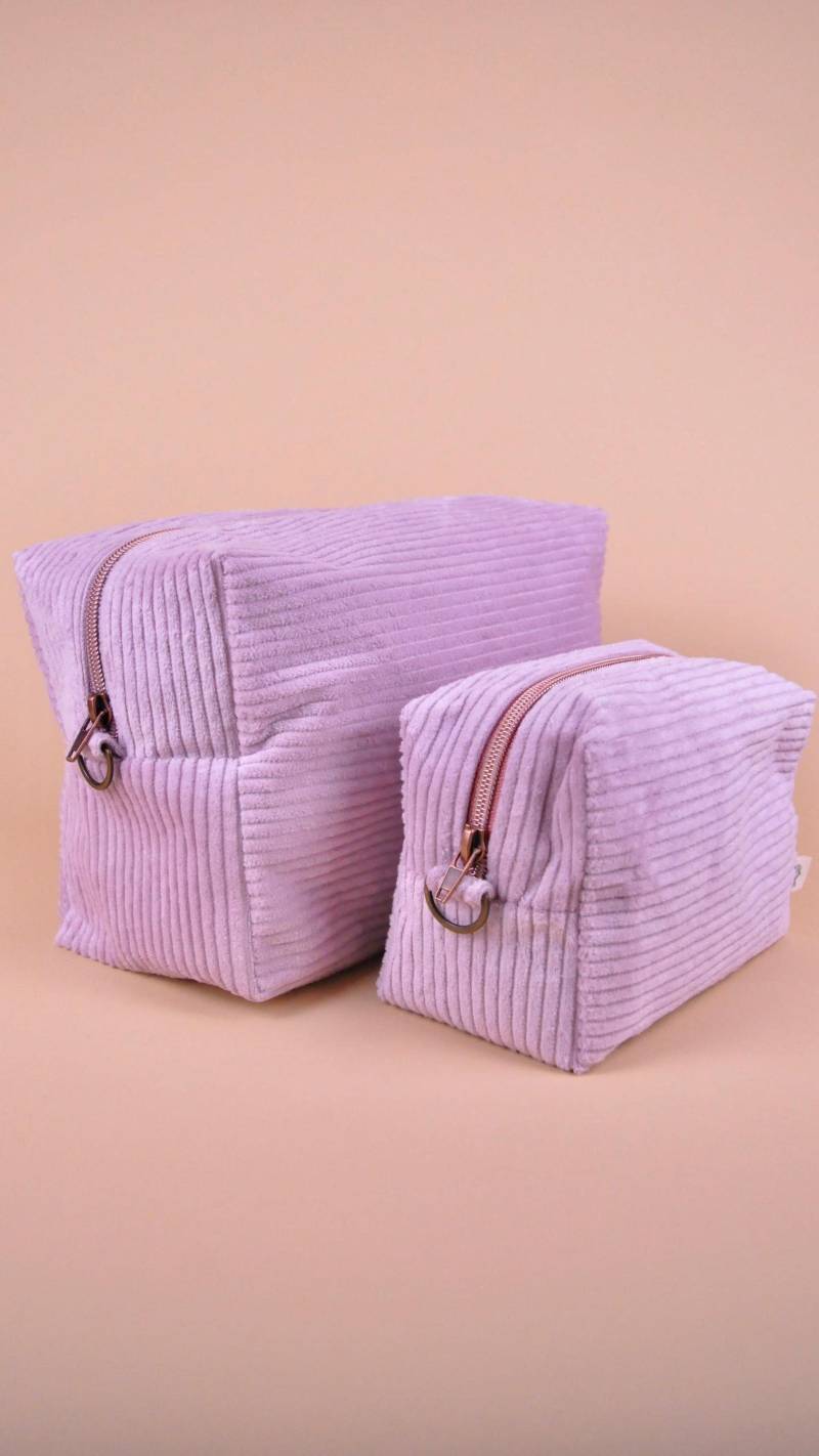 Kulturbeutel | Kulturtasche Makeup Bag Aus Cord - Handgemacht Groß Waschbar Ideal Für Reisen Oder Den Alltag Kulturbeutel | Kulturtasche Makeup Bag Aus Cord - Handgemacht Groß Waschbar Ideal Für Reisen Oder Den Alltag von CarolineEhrlichShop