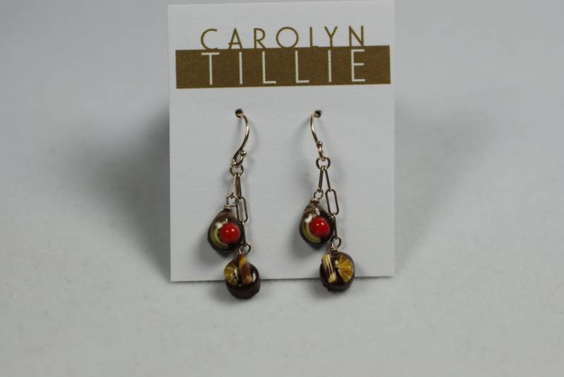 Miniatur-Schokolade Praline-Ohrringe - Polymer Clay Und Sterling Silber von CarolynTillieAtelier