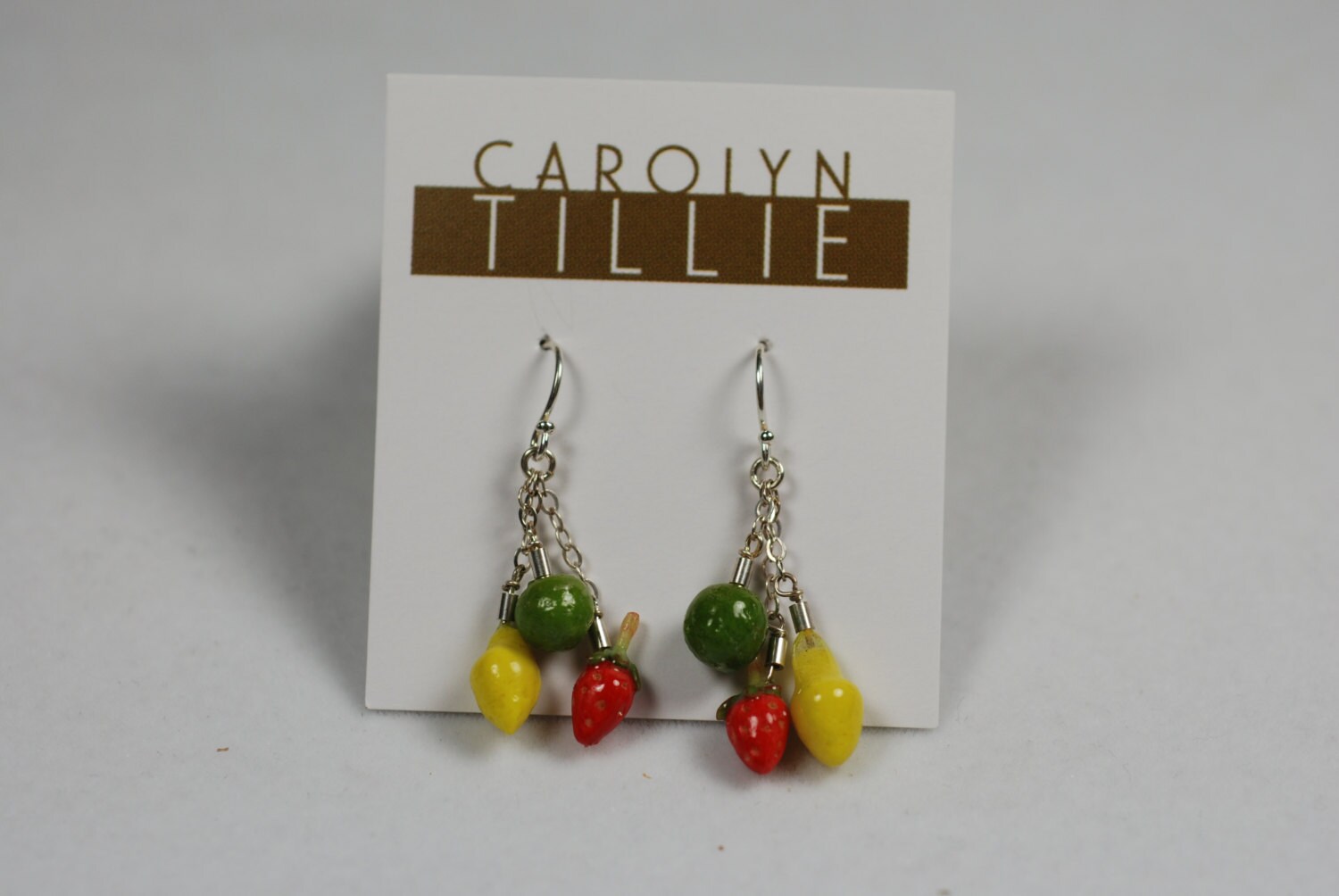 Trio Von Fruit Ohrringe - Polymer Clay Und Sterling Silber Trio Von Fruit Ohrringe - Polymer Clay Und Sterling Silber von CarolynTillieAtelier
