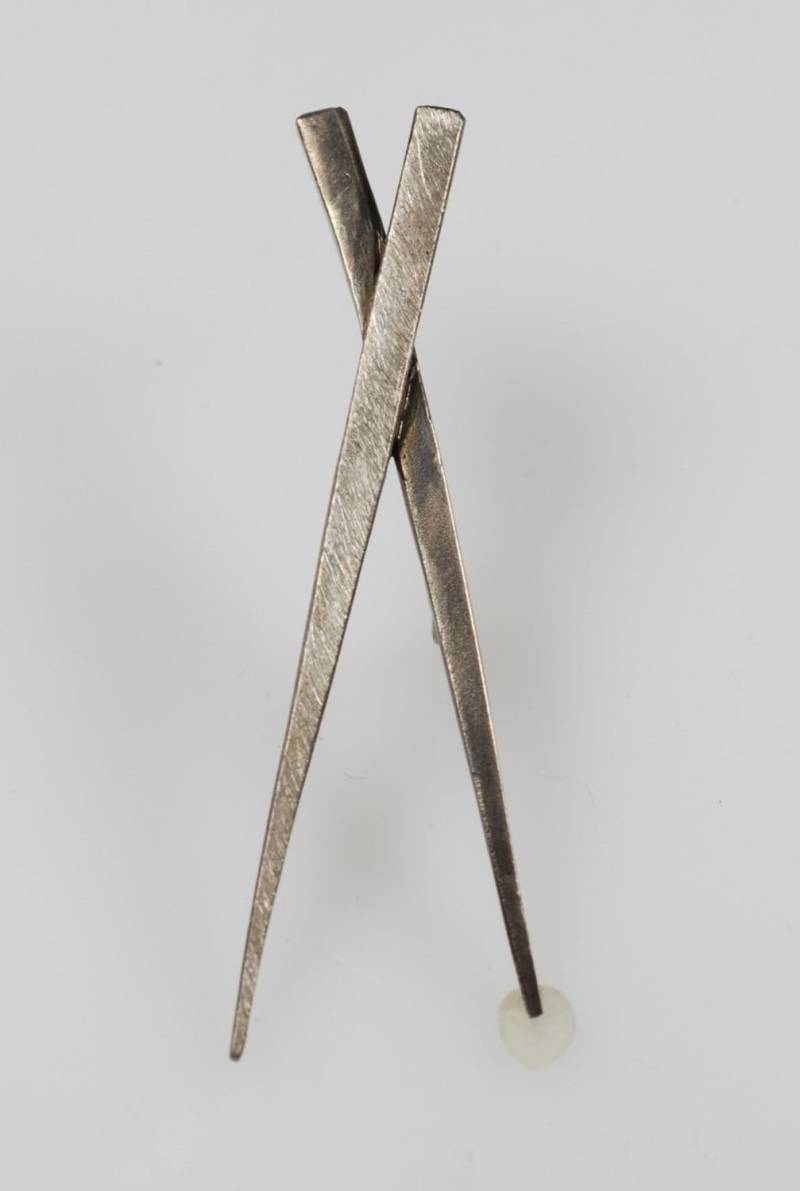 sterling Silber Chopstick Brosche sterling Silber Chopstick Brosche von CarolynTillieAtelier