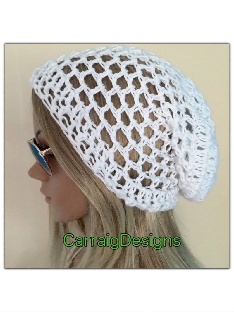 Baumwoll Mütze Frühling Sommer Damen Teens Handgemacht Gestrickt Gehäkelt Oversized Slouch Weiß Dread Tam Unikat Hippie von CarraigDesigns