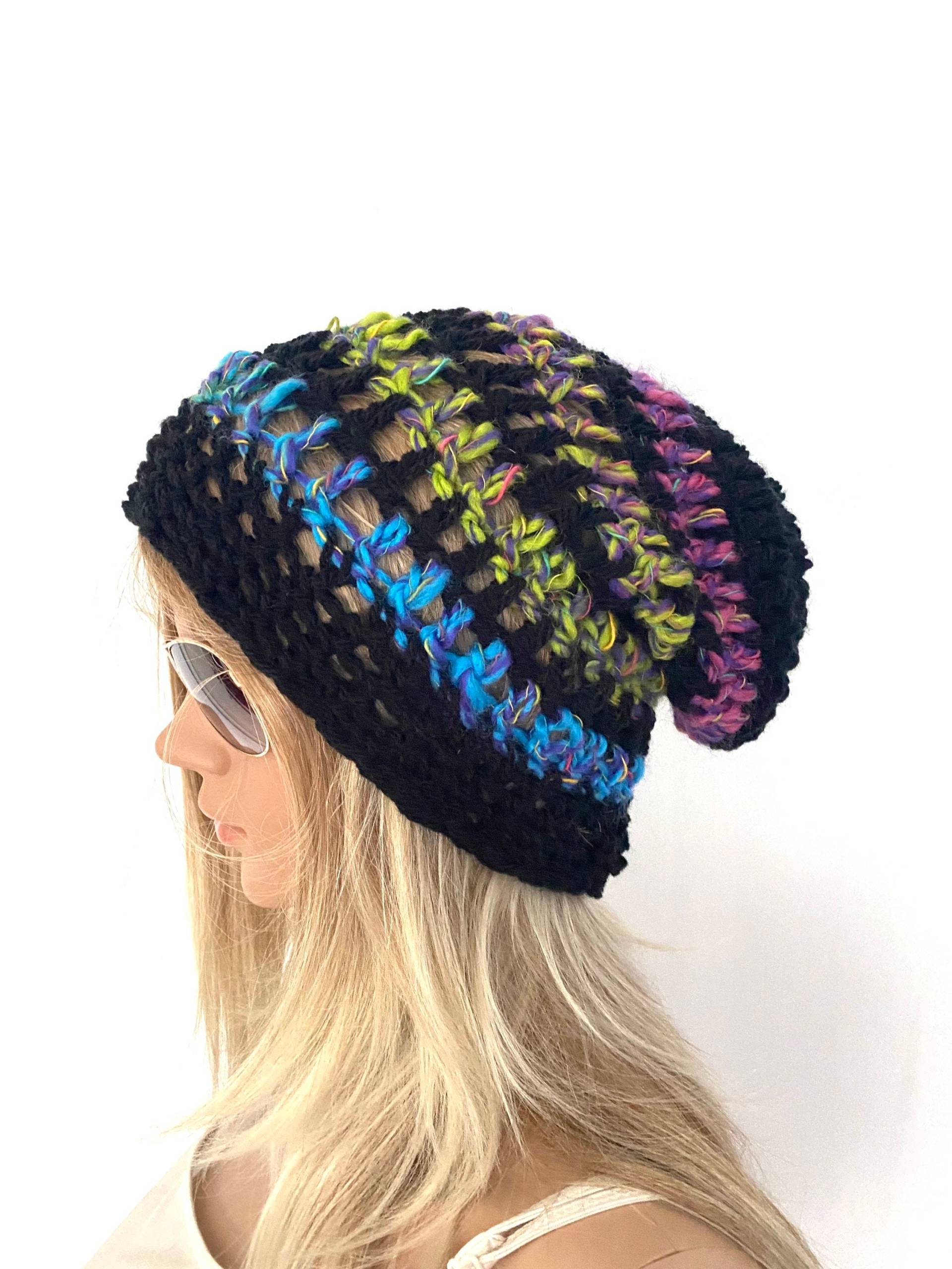 Einzigartige Damen Mütze Beanie Slouch Hand Gehäkelt Stricken Geschenk Regenbogen Boho Festival Weihnachtsgeschenk Slouchy Glitzer Hippy Irish Long von CarraigDesigns