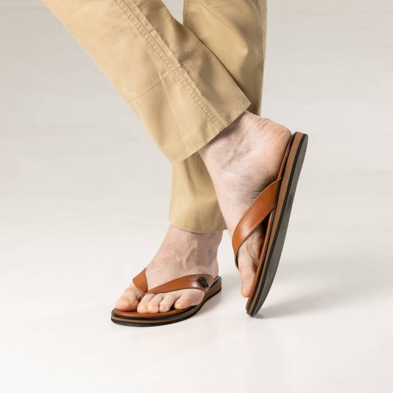 Braune Sandalen, Ledersandale, Erhöhen Sie Ihre Sommerschuhe Mit Diesen Luxuriösen, Handgefertigten Zehentrenner Braune Sandalen, Ledersandale, Erhöhen Sie Ihre Sommerschuhe Mit Diesen Luxuriösen, Handgefertigten Zehentrenner von CarriagehillandCo