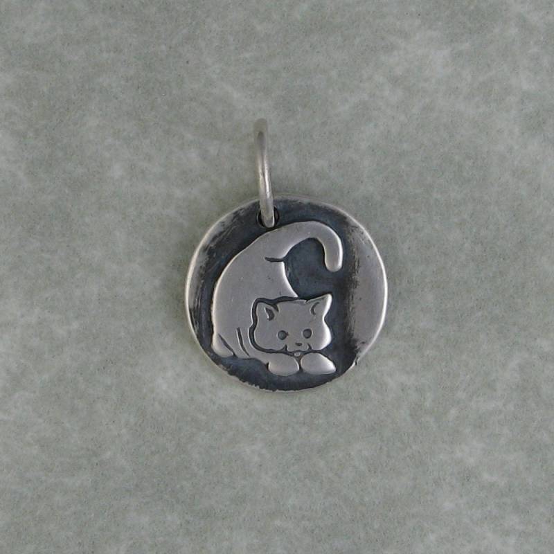 Kätzchen-Katze Dehnung Feinen Silber Anhänger Charm Dtpd Pmc Kätzchen-Katze Dehnung Feinen Silber Anhänger Charm Dtpd Pmc von CarrieMichael