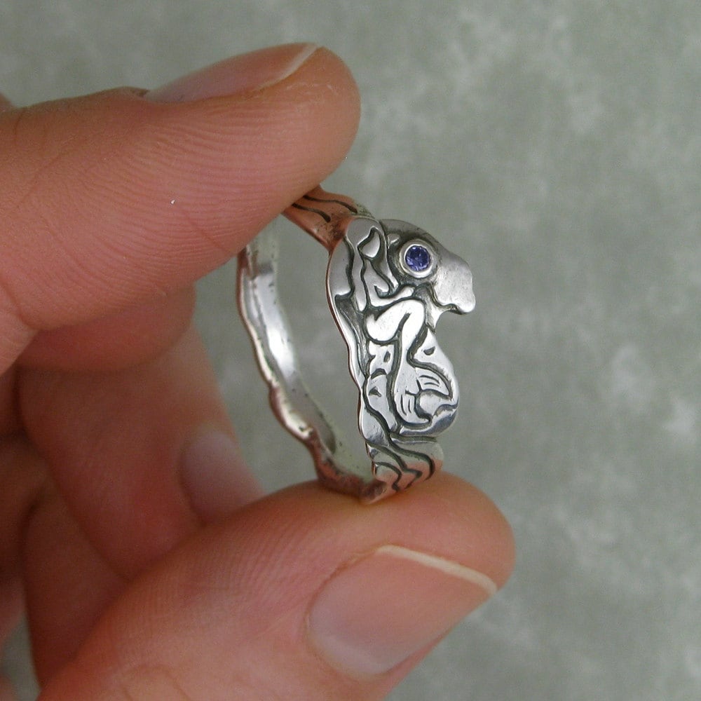 Meerjungfrau Silber Und Lila Amethyst Zirkonia Welle Ring Dtpd Pmc Meerjungfrau Silber Und Lila Amethyst Zirkonia Welle Ring Dtpd Pmc von CarrieMichael