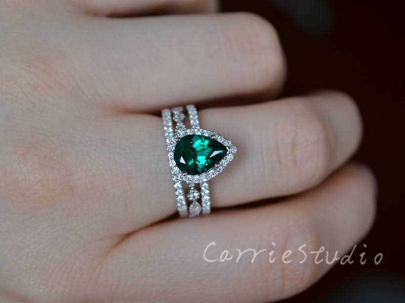 3 Ring Set Halo Smaragd Set/7 9mm Pear Lab Erstellt Braut Set/Silber Versprechen Jahrestag Geschenk von CarrieStudio