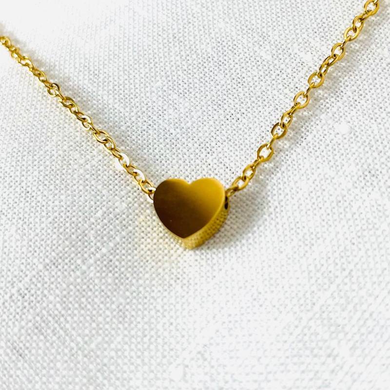 Halskette Mit Herzanhänger in Gold/ 18K Vergoldete Edelstahl Kette Herzanhänger/ Geschenk Für Freundin Und Brautjungfern/ Herzchen von CasaAzulJewelry