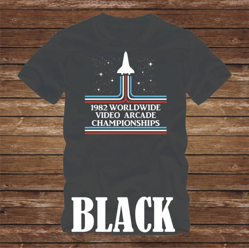 1982 Worldwide Video Arcade Championship T-Shirt Farbe Tinte Version-Spaß Tshirt Adam Sandler Kevin James Pixel Film Atari Nintendo -439 von CaseysQualityPrints