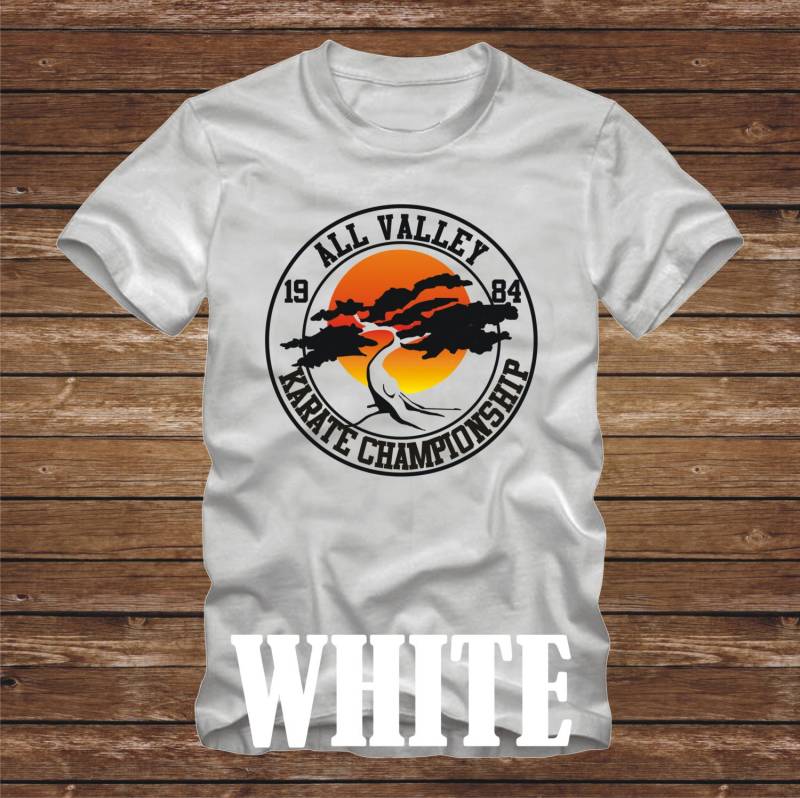 Alle Valley Karate Championship Miyagi Do T-Shirt - Erwachsene Größen Viele Farben-Spaß 80Er Jahre Film-Das Kind Daniel Lerusso Mr Dojo Bonsai von CaseysQualityPrints