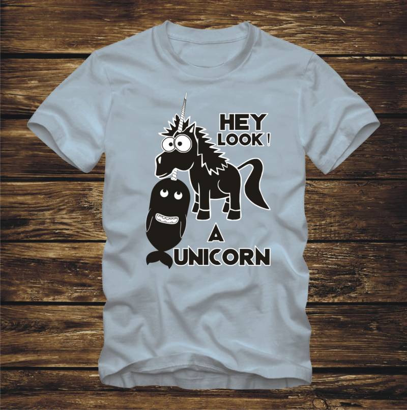 Hey Look Ein Einhorn - Lustige Narwhal Pferd Tshirt T-Shirt Erwachsene Größen S-3xl Viele Farben 367 von CaseysQualityPrints