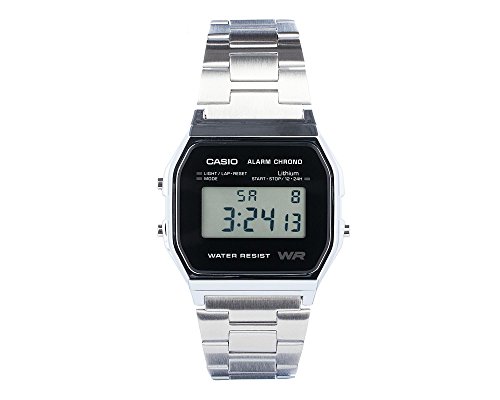 Orologio digitale con illuminazione display, calendario automatico, allarme giornaliero. Accuratezza +/- 30 sec secondi al mese. von Casio