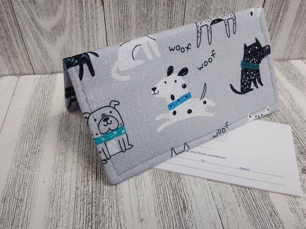Süße Hunde Stoff Scheckheft Cover Wallet Coupon-Halter Clutch Geldbörse Billfold Usa Fertig Handgemacht Süße Hunde Stoff Scheckheft Cover Wallet Coupon-Halter Clutch Geldbörse Billfold Usa Fertig Handgemacht von CastlePawsDesigns