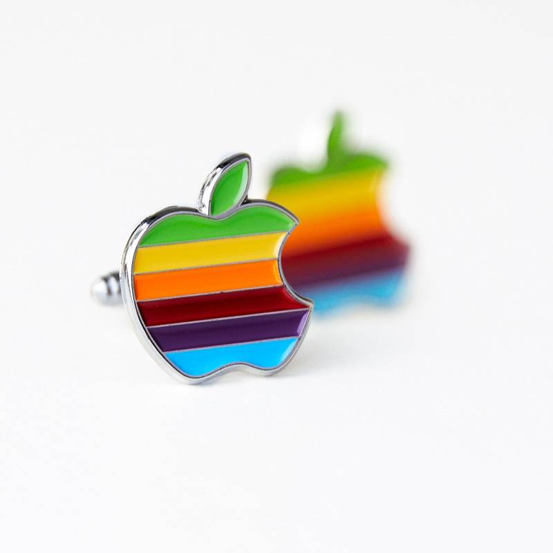 Vintage Apple Macintosh Cufflinks Retro Tech Accessory Classic Computer-Themed Jewelry Unique Gift For Fans Geeky Men's von CastleknockDesigns
