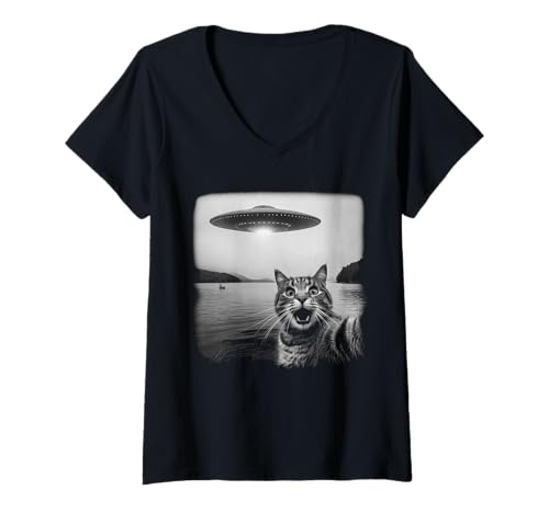Damen Cat Selfie with UFO Funny Black & White Graphic Vintage T-Shirt mit V-Ausschnitt Damen Cat Selfie with UFO Funny Black & White Graphic Vintage T-Shirt mit V-Ausschnitt von Cat Selfies Funny Vintage Black & White Graphics