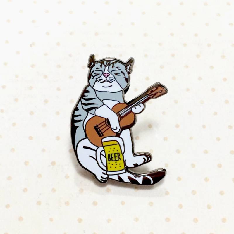 Katze Spielt Gitarre Pin, Harte Emaille Pin Mit Gummi Clutch, Anstecknadel, Lustige Geschenk Für Katzenliebhaber von CatBrothers