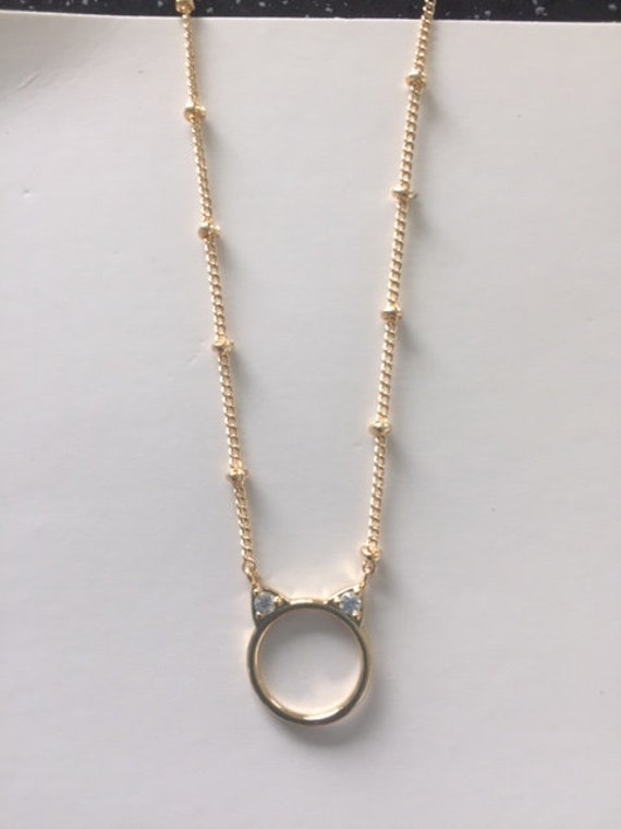 Katzenohren Halskette Gold Mit Knotenketteneffekt Und Steinigen Ohren Katzenohren Halskette Gold Mit Knotenketteneffekt Und Steinigen Ohren von CatCollectionLuxury