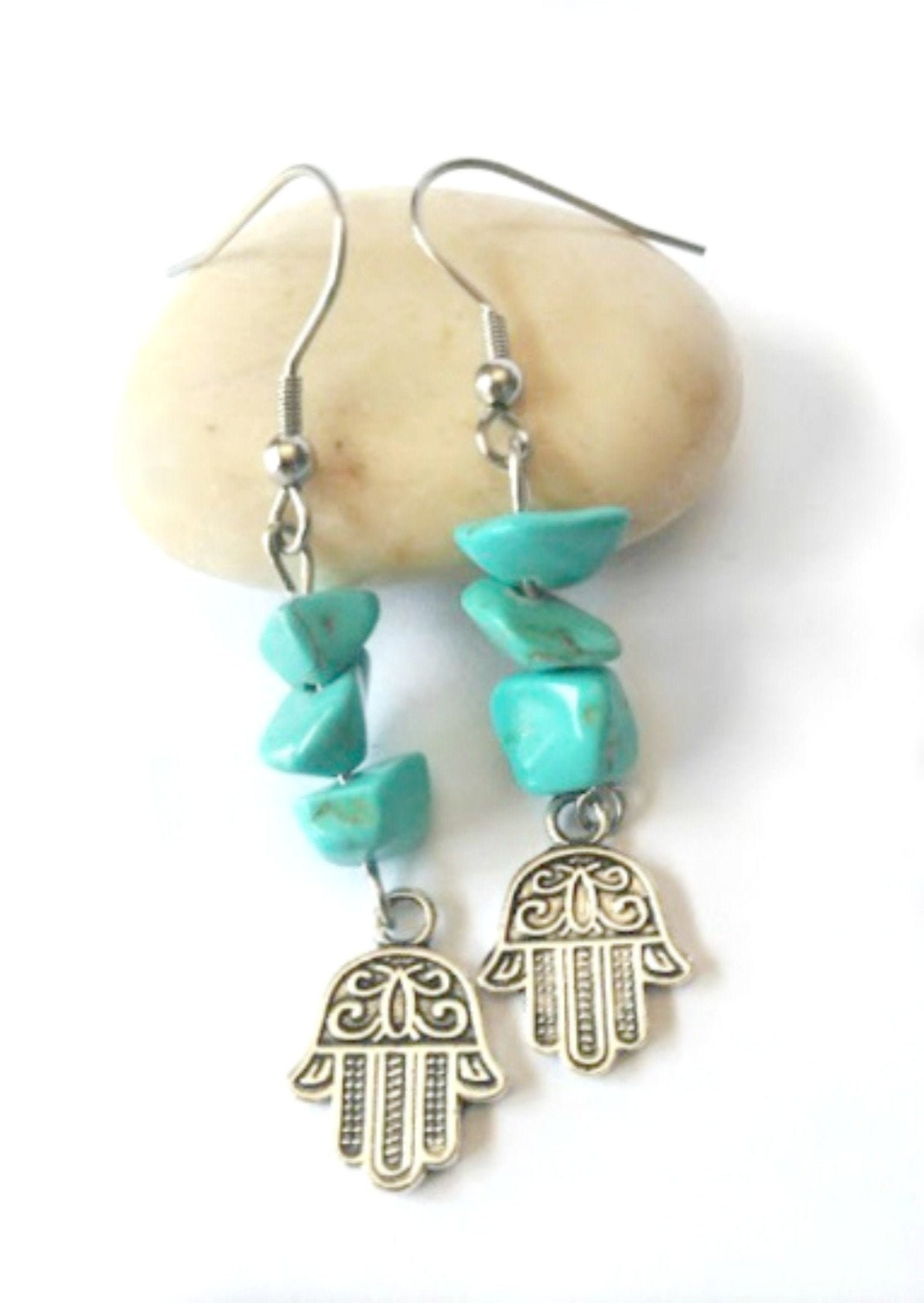 Hamsa Hand Türkis Chip Ohrringe Schutz Schmuck Hamsa Hand Türkis Chip Ohrringe Schutz Schmuck von CatCraftsAtelier