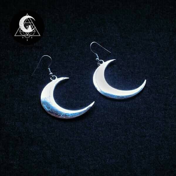 Brincos De Prata Lua Crescente Brincos De Prata Lua Crescente von CatCraftsCult