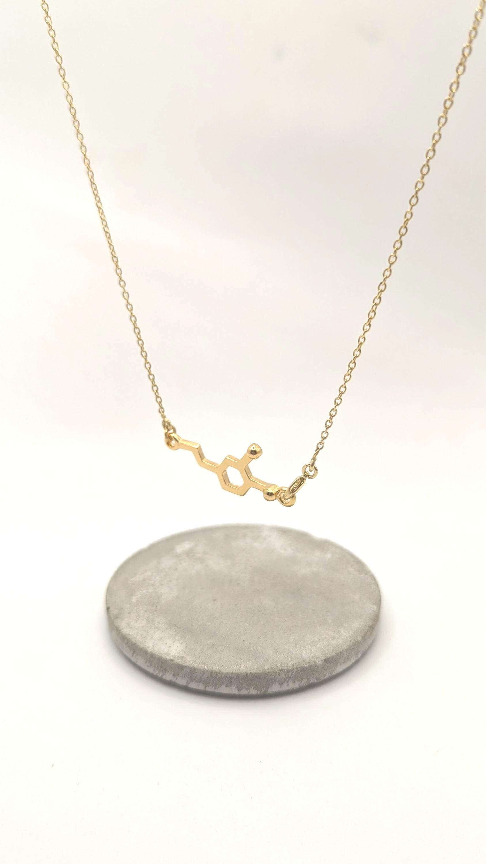 Dopamin-Halskette 18K Vergoldete 925 Silber-Molecule-Halskette, Molekulare Struktur Dopamin-Halskette 18K Vergoldete 925 Silber-Molecule-Halskette, Molekulare Struktur von CatSamJewelry