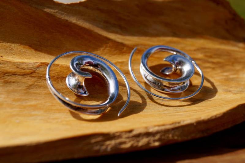 Fließende Locken Spirale Ohrringe Silber Überzogen, Boho Spiral Fließende Locken Spirale Ohrringe Silber Überzogen, Boho Spiral von CatSamJewelry